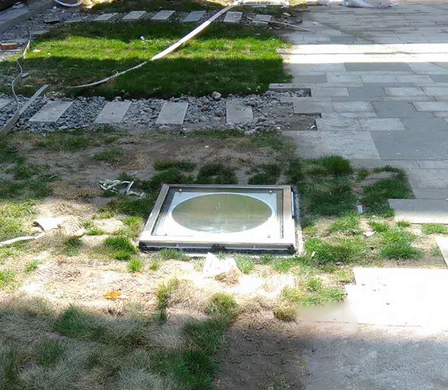 重庆紫荆广场光导管照明安装