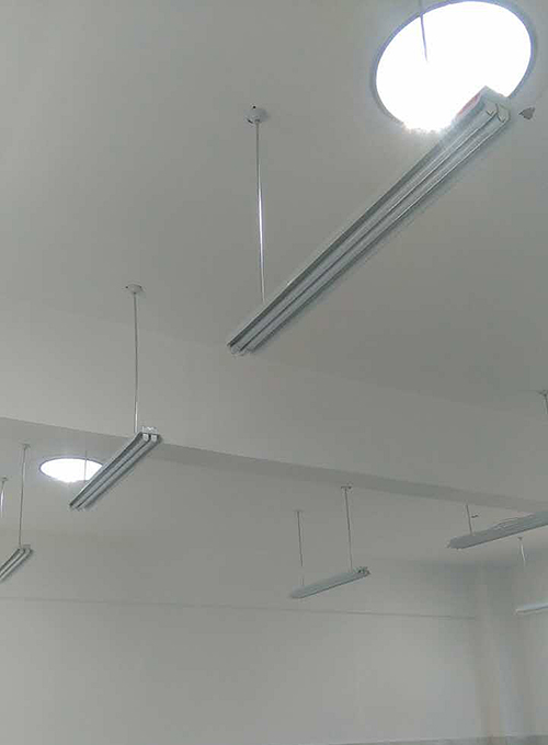 校园无电导光管采光照明效果 校园无电导光管采光照明效果