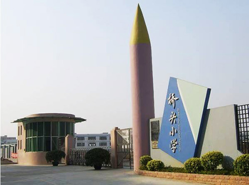 深圳桥头小学无电照明应用